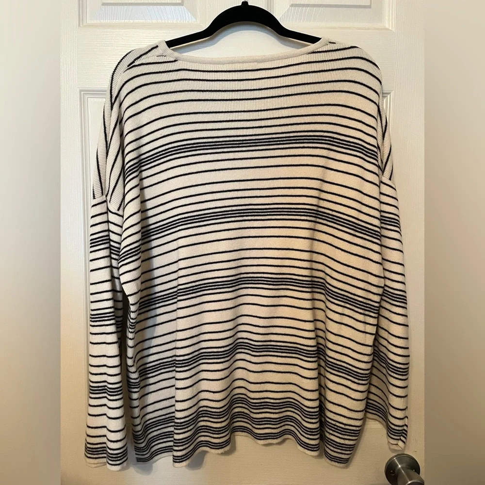 Eileen Fisher Long-Sleeve Striped Organic Cotton Large Sweater - Picture 4 of 7